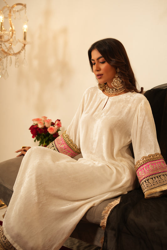 SHAB IVORY VELVET SET